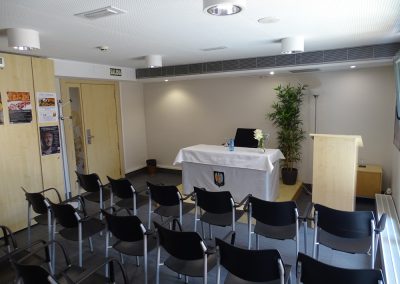 Instalaciones CMU Loyola: Sala de Conferencias