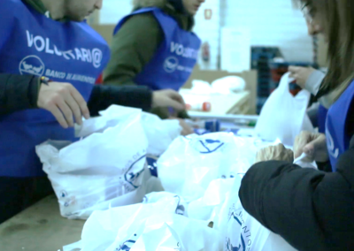 CMU Loyola, Voluntariado